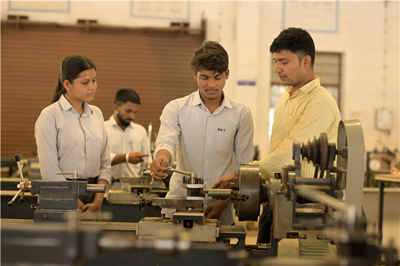 bhartiya instittute of enginnering & technology